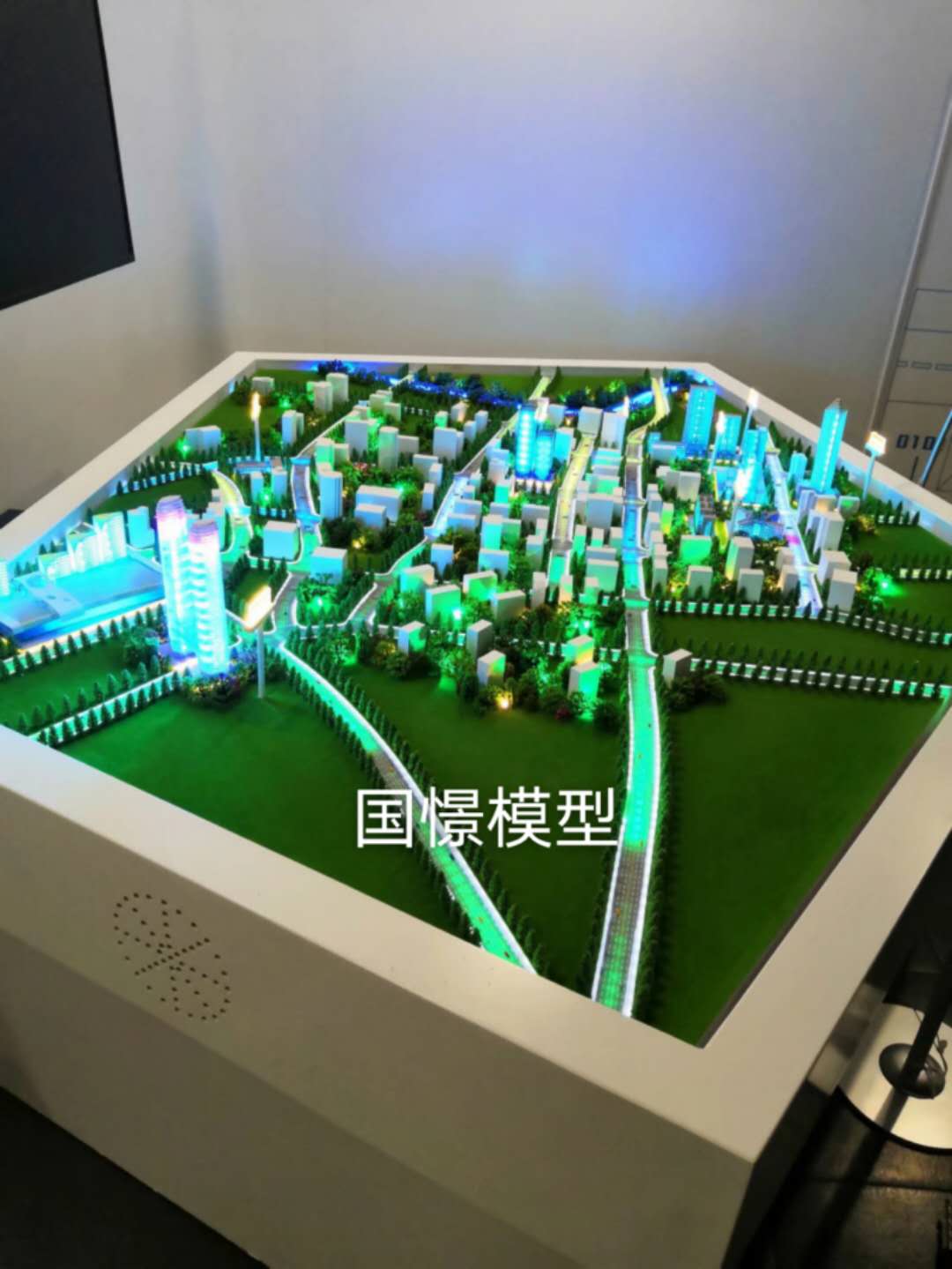尖扎县建筑模型